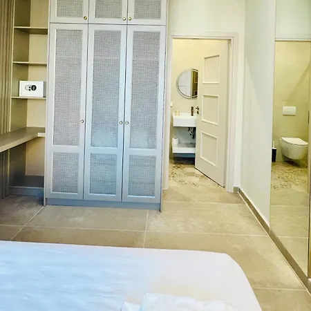 Palasea Apartment, Coast, Guest house Paljasa