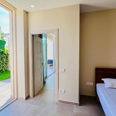 Palasea Apartment, Coast, Paljasa