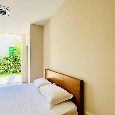 Palasea Apartment, Coast, بالاسي